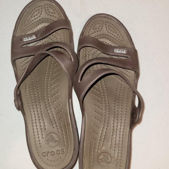 Crocs Womens Brown Flip Flop Slipper Slide Sandal - Picture 1 of 4
